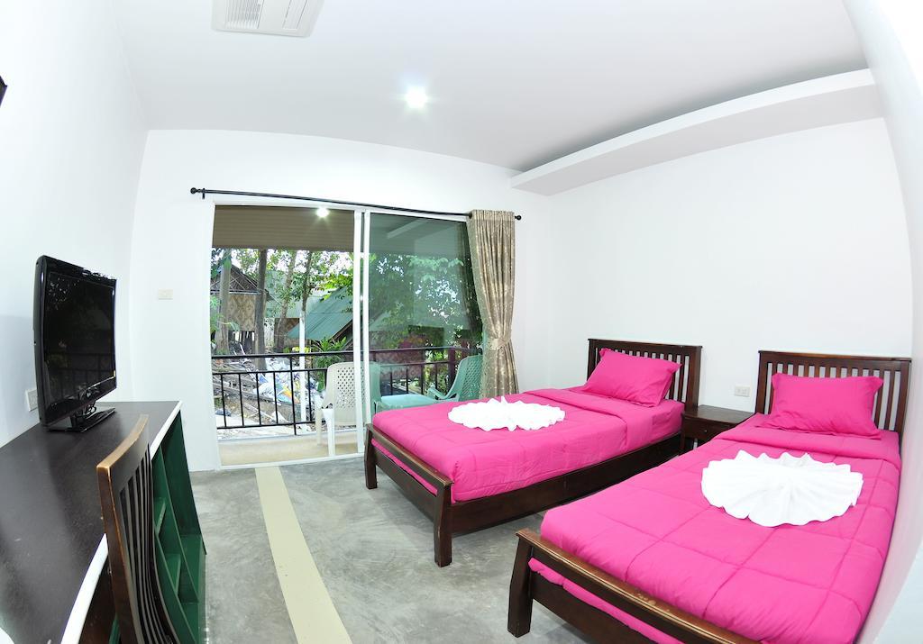 Bamboo Mountain View Phi Phi Resort Phòng bức ảnh
