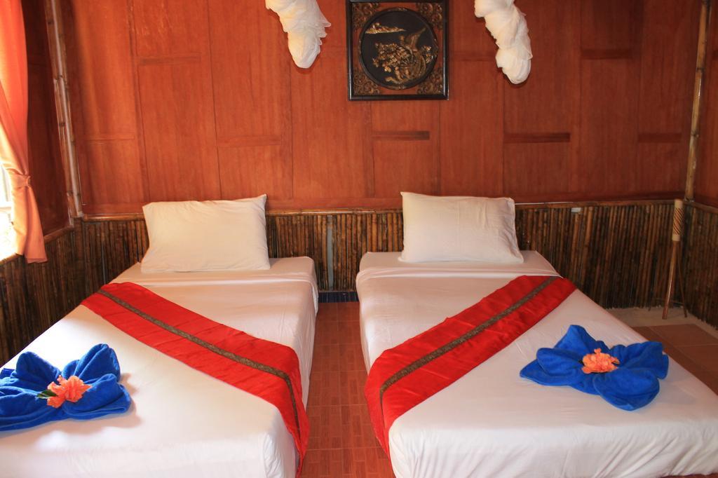 Bamboo Mountain View Phi Phi Resort Phòng bức ảnh