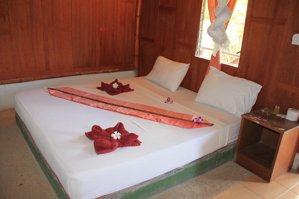 Bamboo Mountain View Phi Phi Resort Phòng bức ảnh