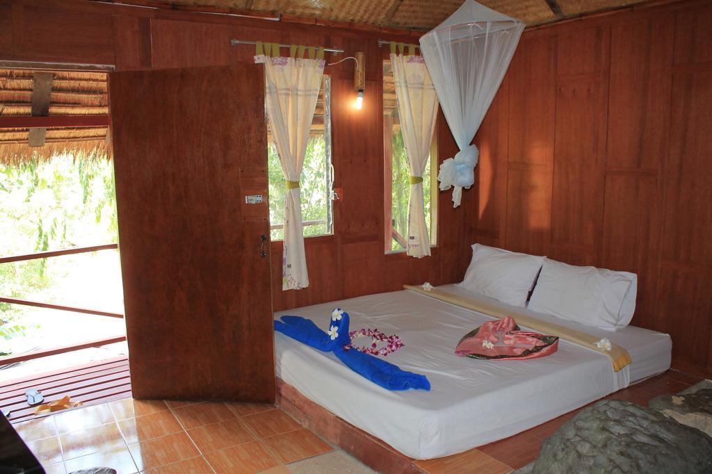 Bamboo Mountain View Phi Phi Resort Phòng bức ảnh