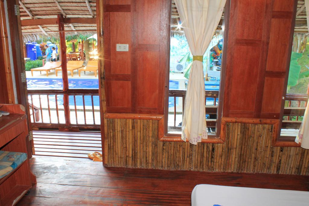 Bamboo Mountain View Phi Phi Resort Phòng bức ảnh