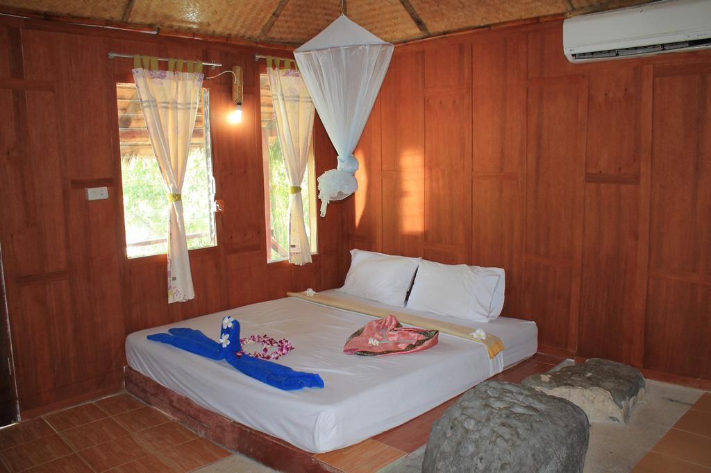 Bamboo Mountain View Phi Phi Resort Phòng bức ảnh